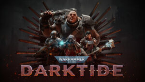 Copertina del nuovo gioco di Warhammer 40k Darktide. Quattro dei personaggi giocabili sono in posa sopra al titolo, una paladina dell'eclesiarchia con abiti da monaco guerriero e mazza ferrata, un techpriest dei mechanicus, con tunica rossa e parti meccaniche che sostituiscono quelle biologiche del suo corpo e una maschera che gli copre il volto; un assassino dell'inquisizione con abito aderente nero super tecnologico con armi letali nascoste e che torreggia sopra a tutti un gigante energumeno, un ogre, che impugna una enorme spada seghettata come una motosega, a differenza degli altri, data la sua mole, è meno coperto, mostra il volto butterato. 